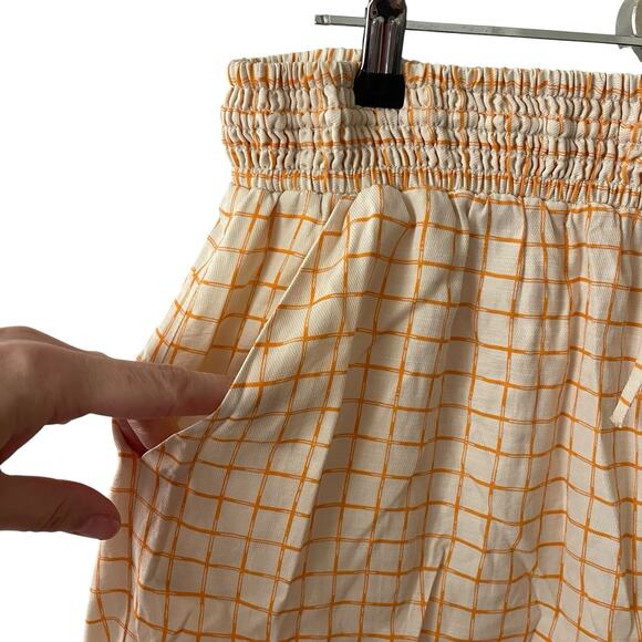 NWT Greylin Large Casual Shorts Beige Orange Print Rayon Cuffed Pockets - Picture 5 of 8